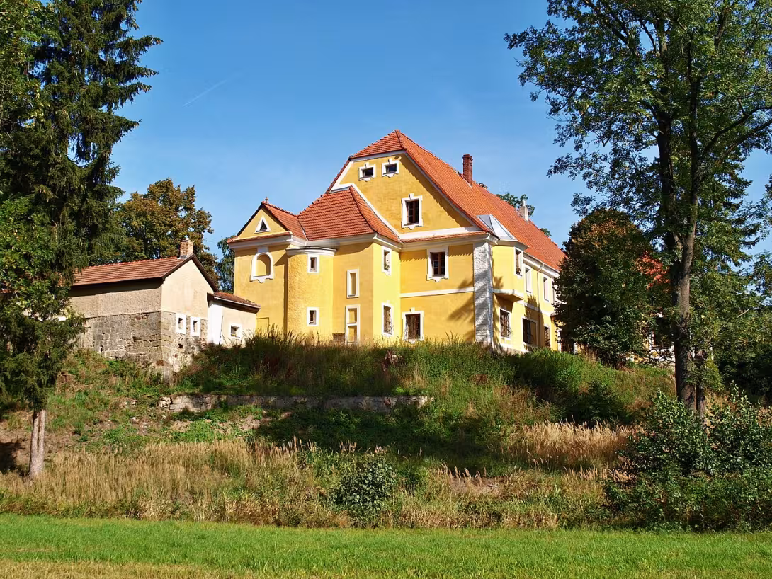 Dnešní pohled – zámek Velký Valtinov