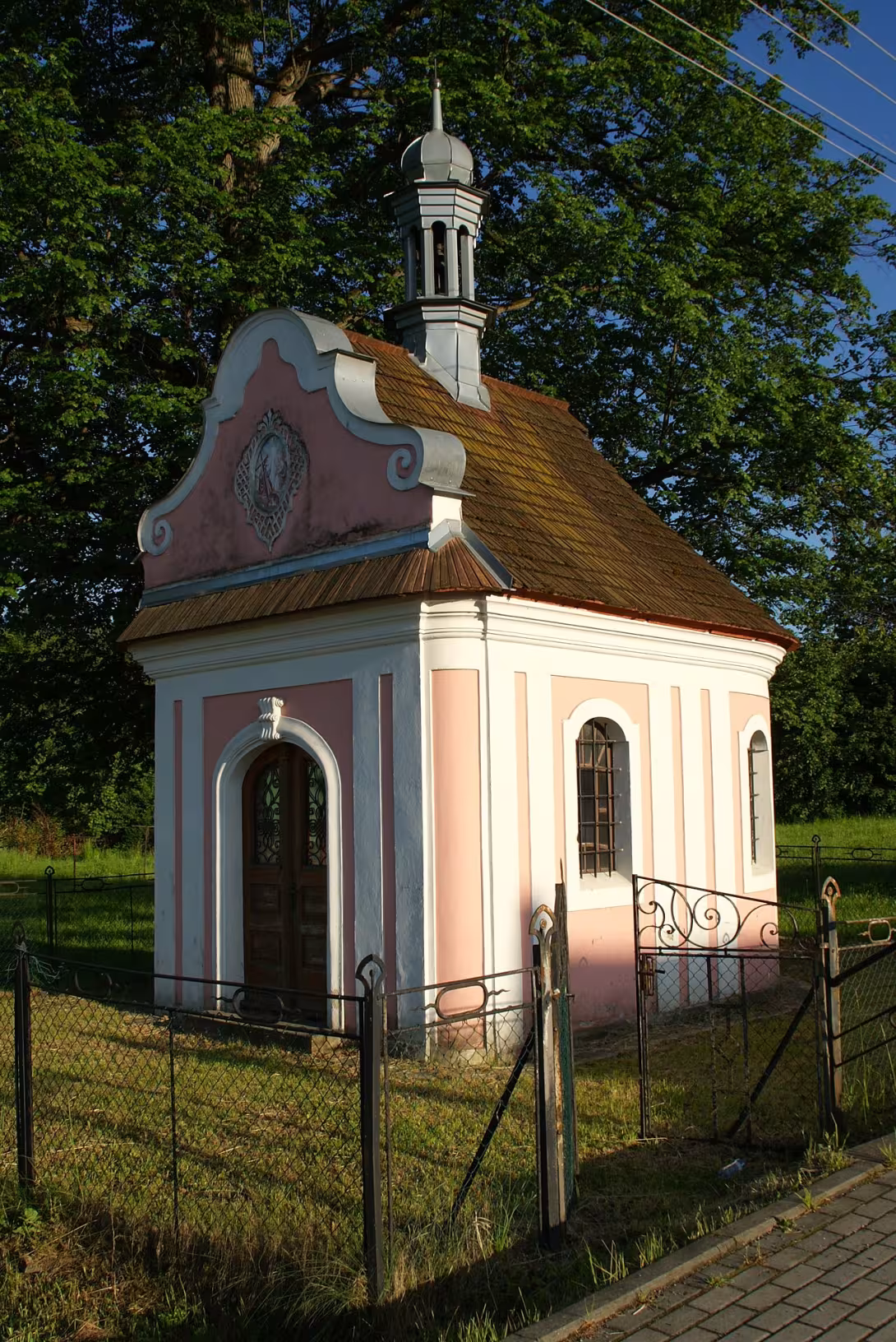 Dnešní pohled – Kaple svaté Trojice (Zlaté Hory)