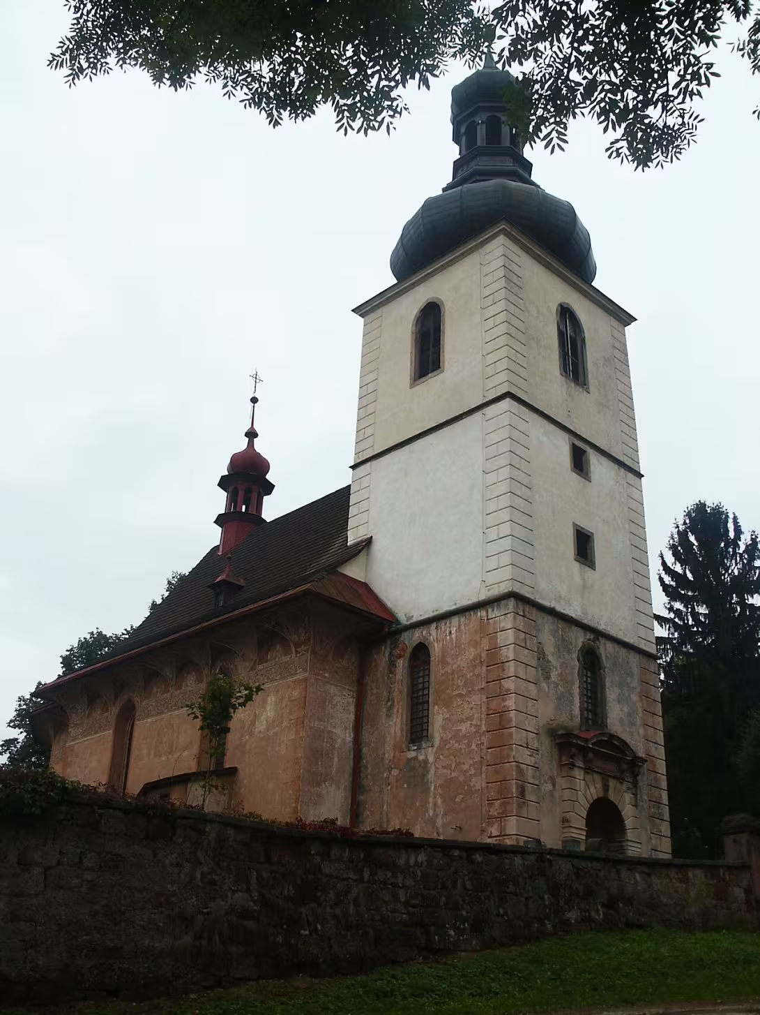 Dnešní pohled – Kostel svatého Jakuba (Dolní Olešnice)