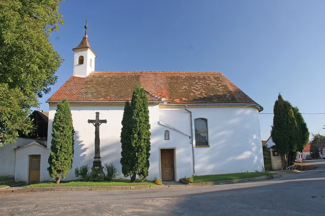 Dnešní pohled – kostel Nanebevzetí Panny Marie (Milíčovice)