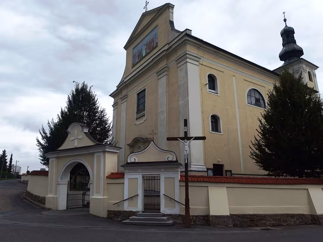 Dnešní pohled – kostel Nejsvětější Trojice (Bohuslavice)