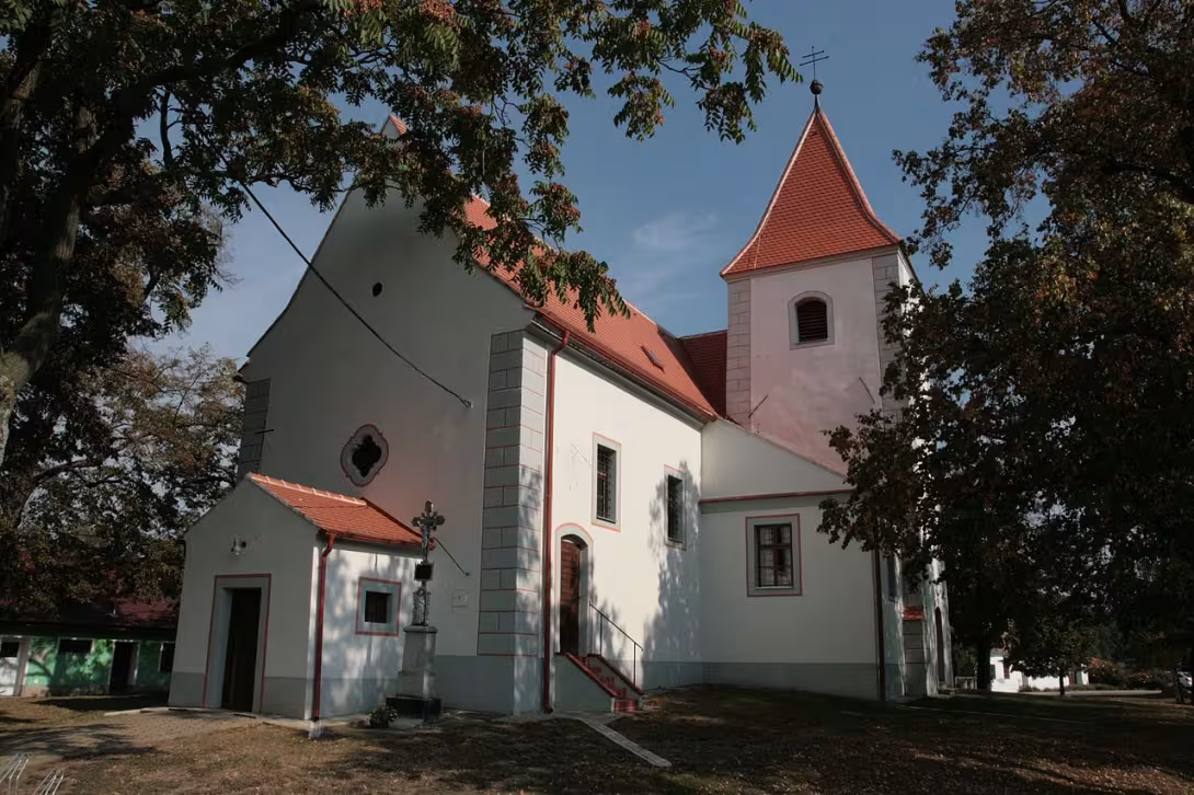 Dnešní pohled – kostel svatého Jana Křtitele (Valtrovice)
