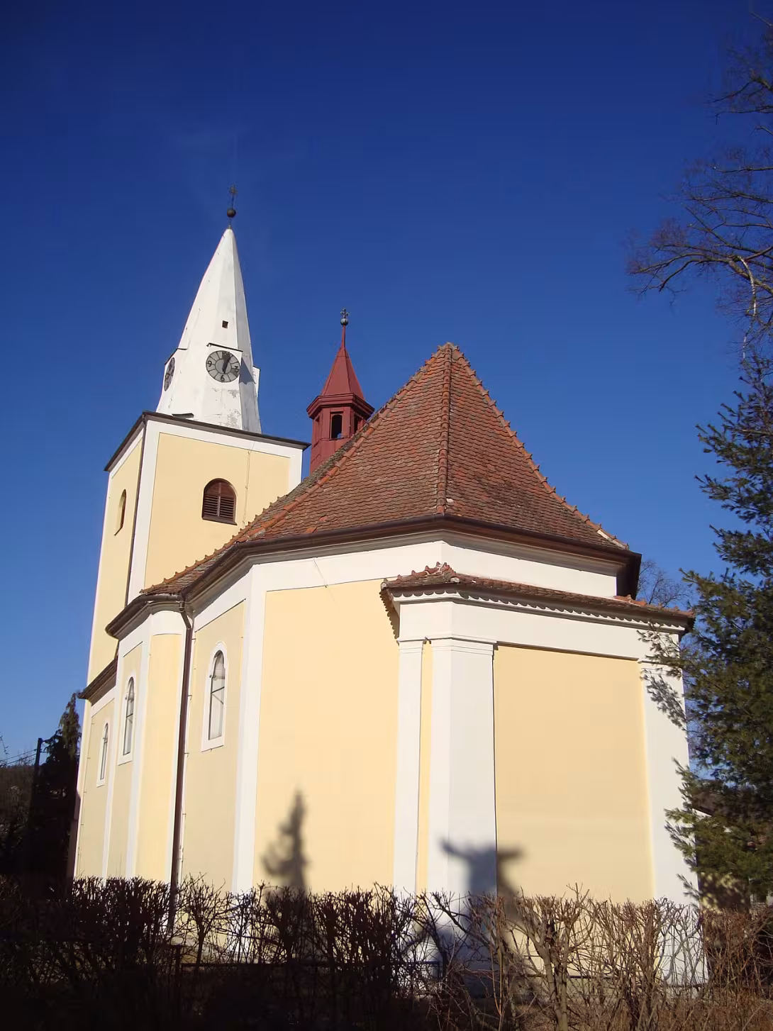 Dnešní pohled – kostel svatého Mikuláše (Veverské Knínice)