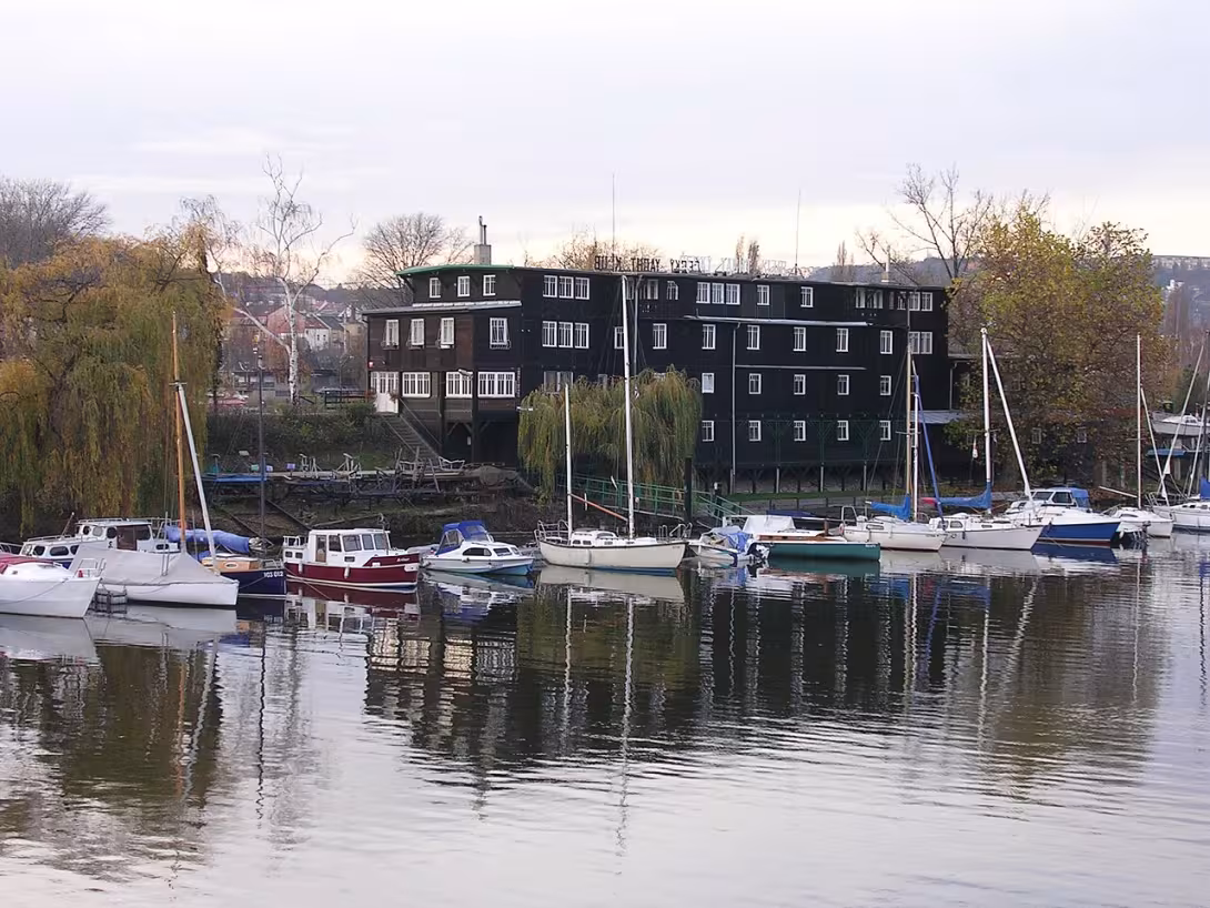 Dnešní pohled – Loděnice Českého Yacht Klubu