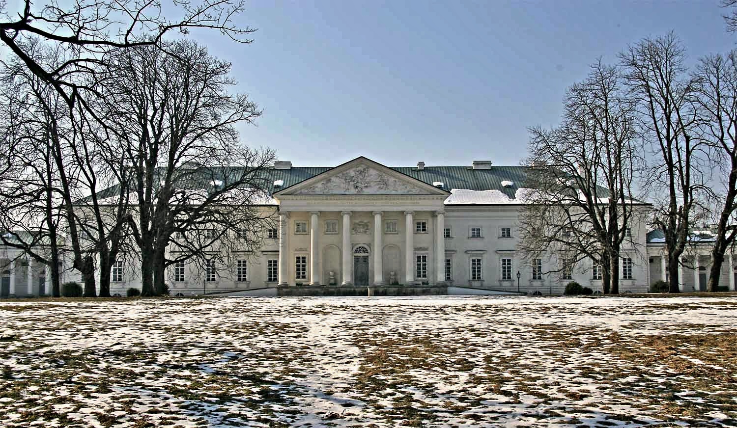 
<span>Kačina</span>
