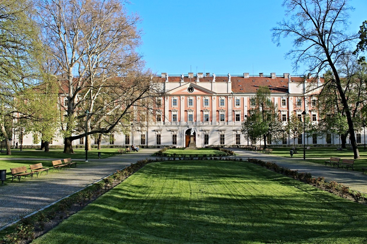 
<span>Invalidovna</span>
