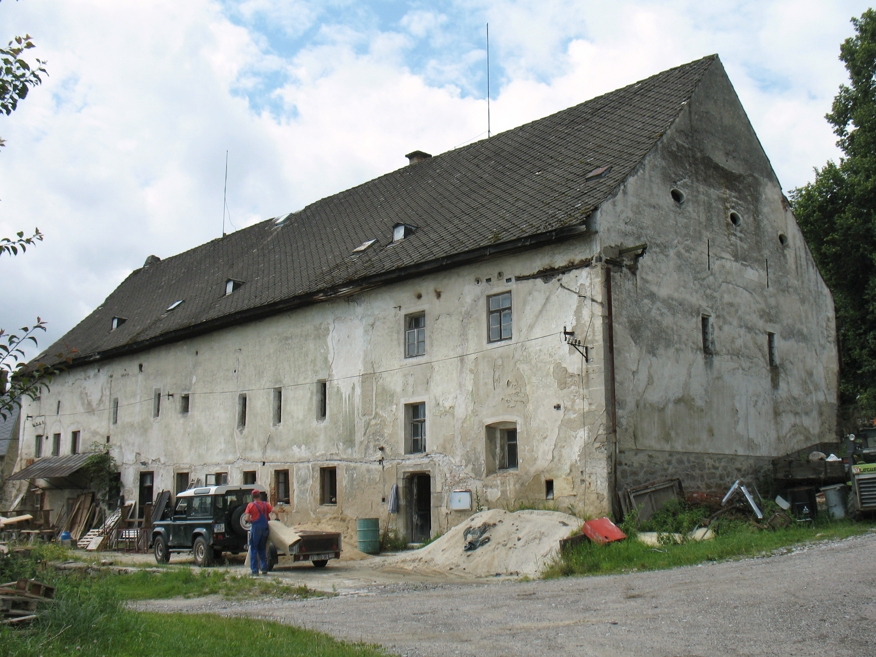 
<span>Klášterní mlýn (Vyšší Brod)</span>
